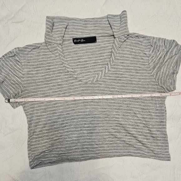 *FREE Crop Top - Picture 7 of 10